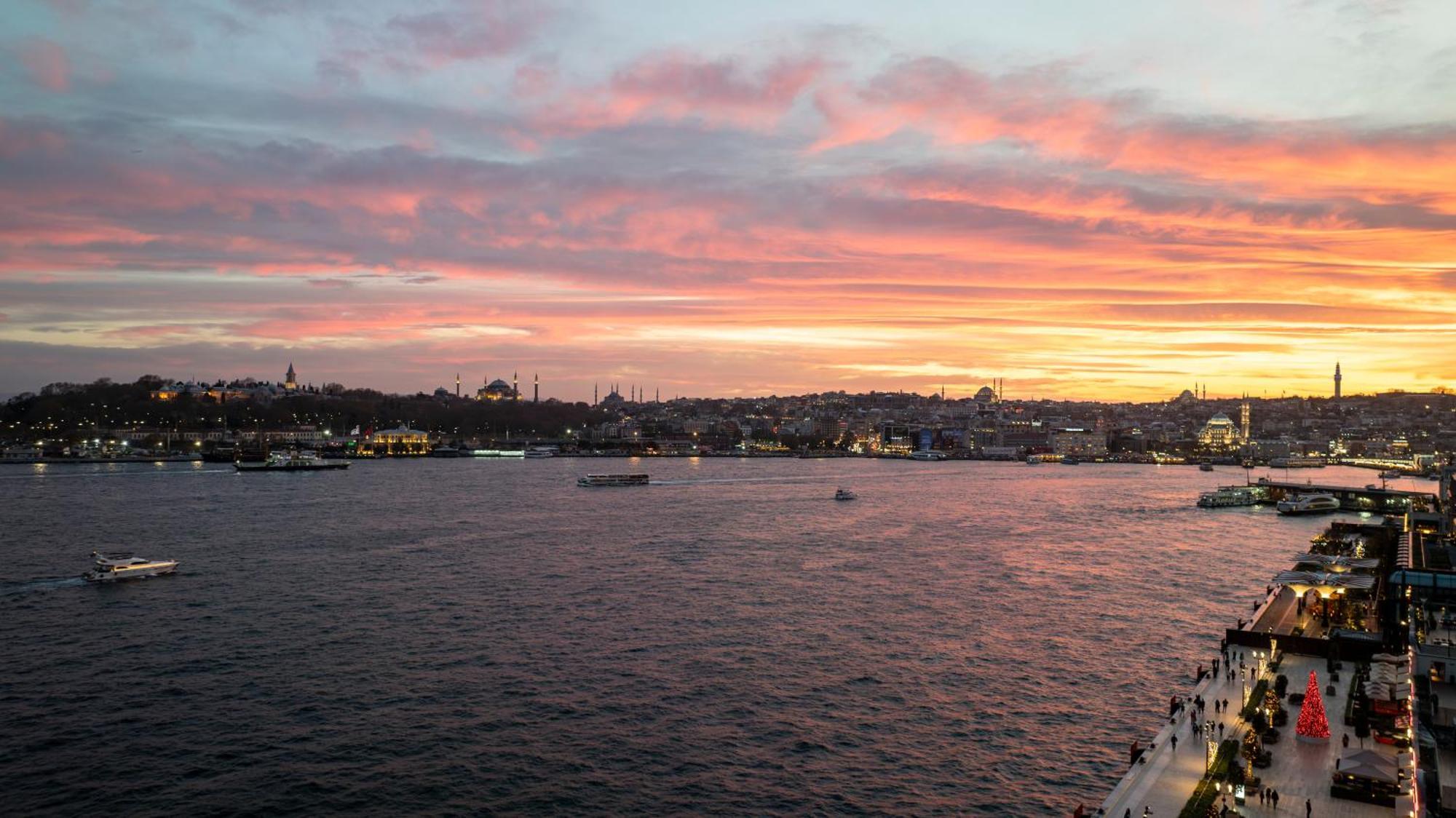 Dream Inn Karakoey Bosphorus Isztambul Kültér fotó