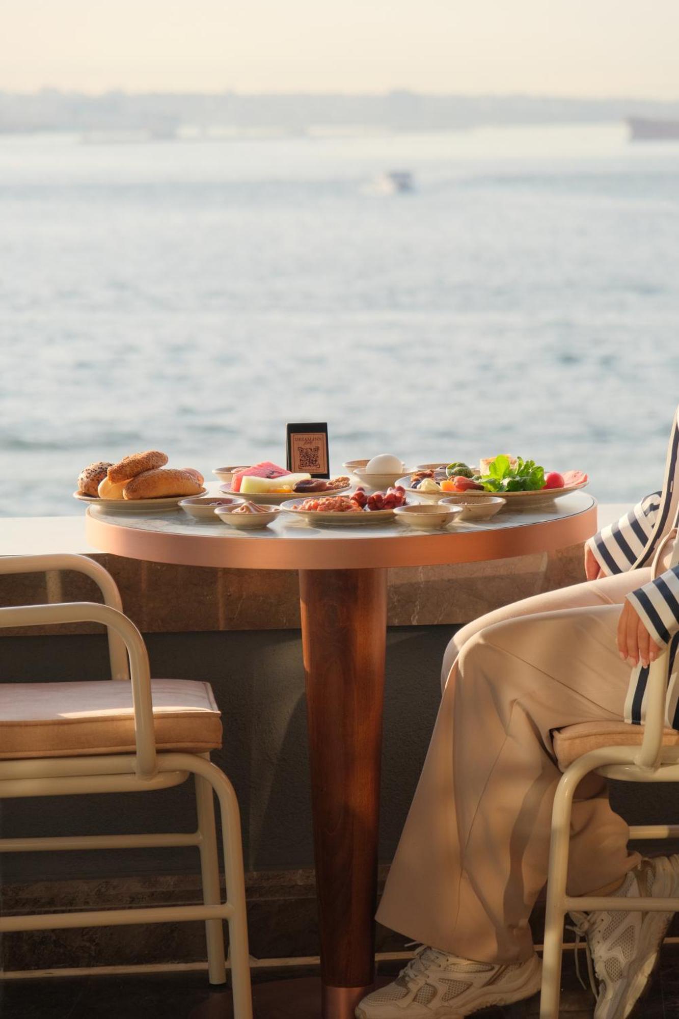 Dream Inn Karakoey Bosphorus Isztambul Kültér fotó